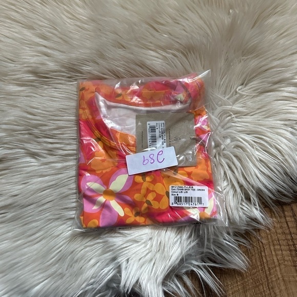 STONE FOX Bambi Baby Tee Dress In Lei Lei Print - Picture 7 of 8